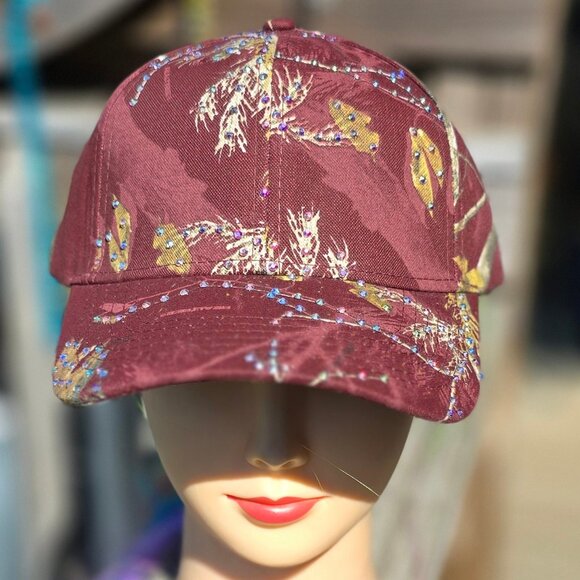 Ladies Maroon Camo BLING Hat NEW - Picture 1 of 4